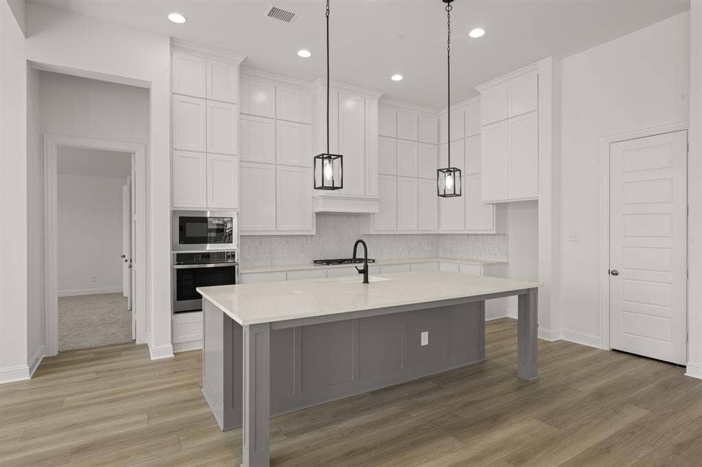 3254 Jersey- Kitchen-3