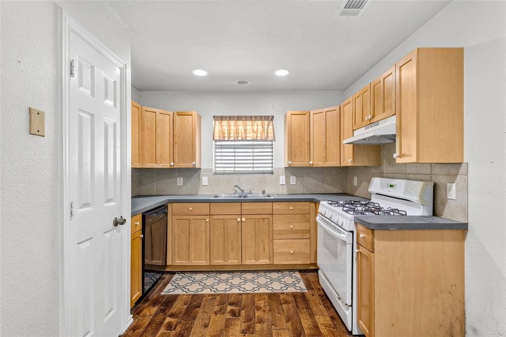 3409 Fannin Road, Melissa, TX 75454 3409 Fannin Road, Melissa, TX 75454