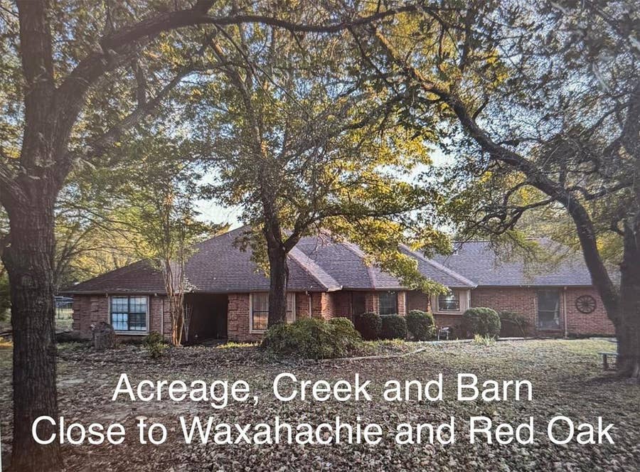 Property photo for 1090 Bells Chapel Road, Pecan Hill, TX