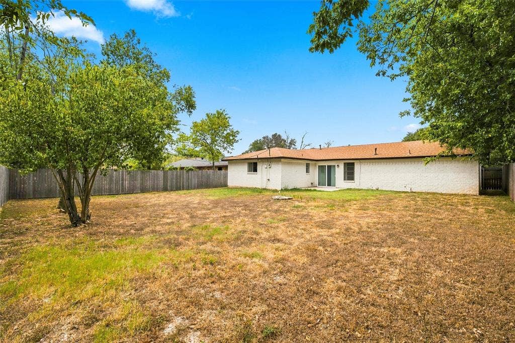 1113 Victoria Street, Bellmead, TX 76705 1113 Victoria Street, Bellmead, TX 76705