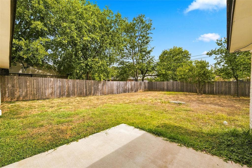 1113 Victoria Street, Bellmead, TX 76705 1113 Victoria Street, Bellmead, TX 76705