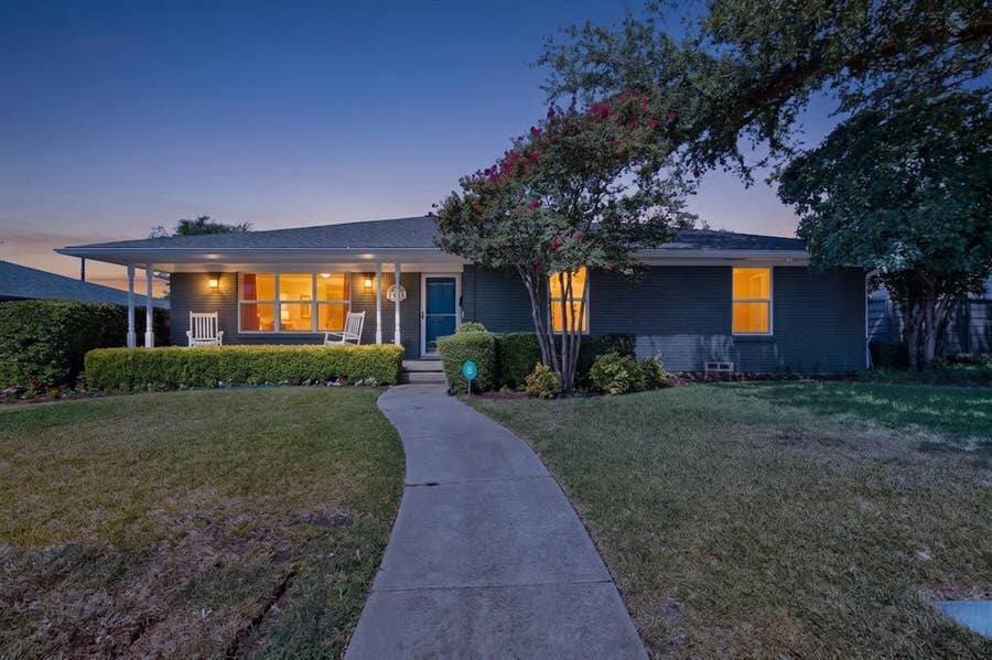 Property photo for 7611 El Pensador Drive, Dallas, TX