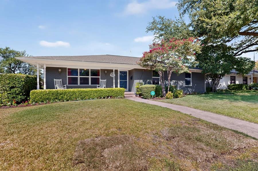 Property photo for 7611 El Pensador Drive, Dallas, TX