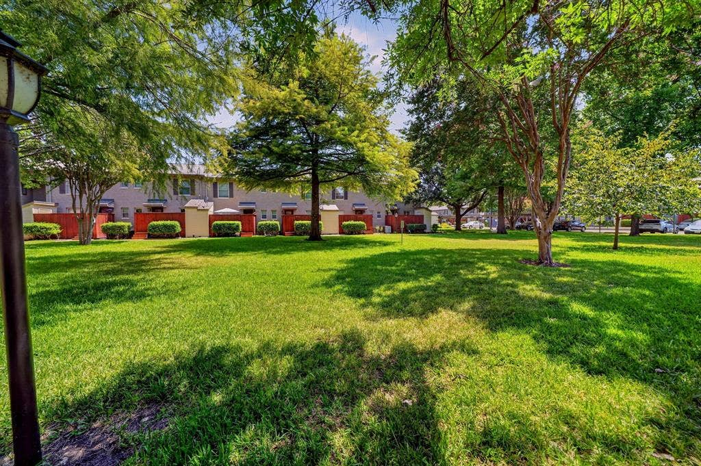 6435 Oriole Drive, #6435, Dallas, TX 75209 The lush grassy greenbelt.
