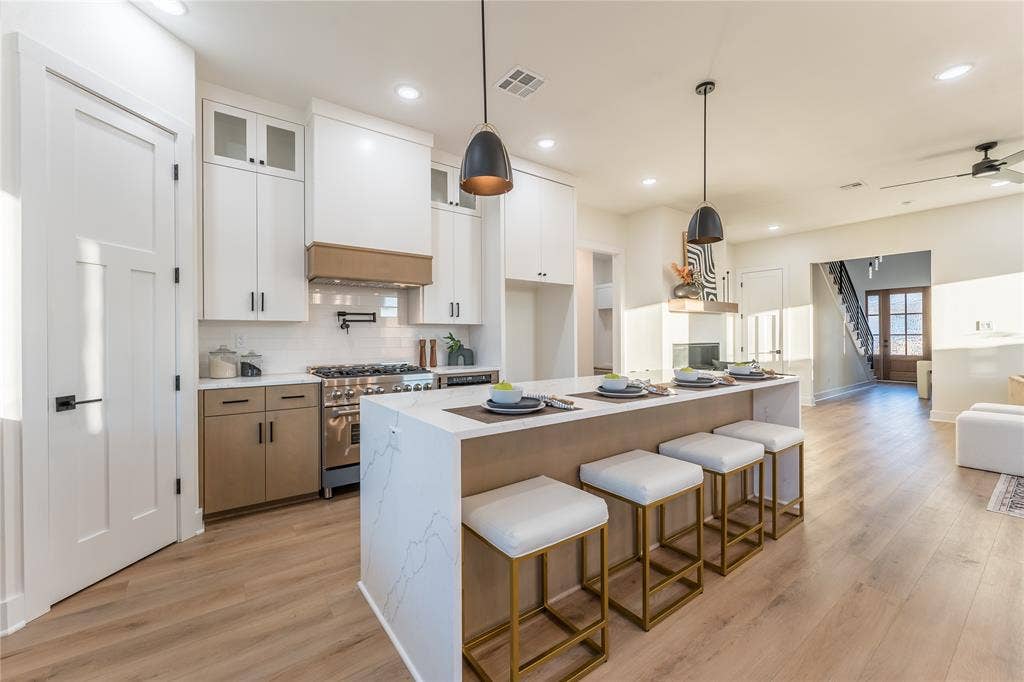13019 Rainier Drive, Woodway, TX 76712 13019 Rainier Drive, Woodway, TX 76712