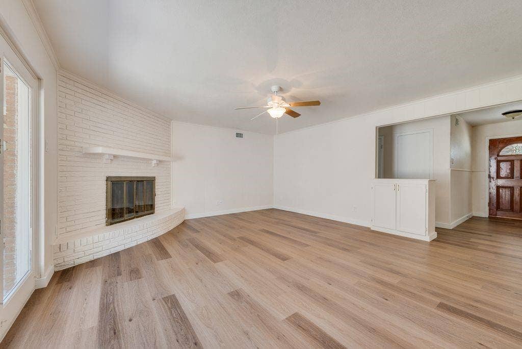 2833 Linden Lea, Irving, TX 75061