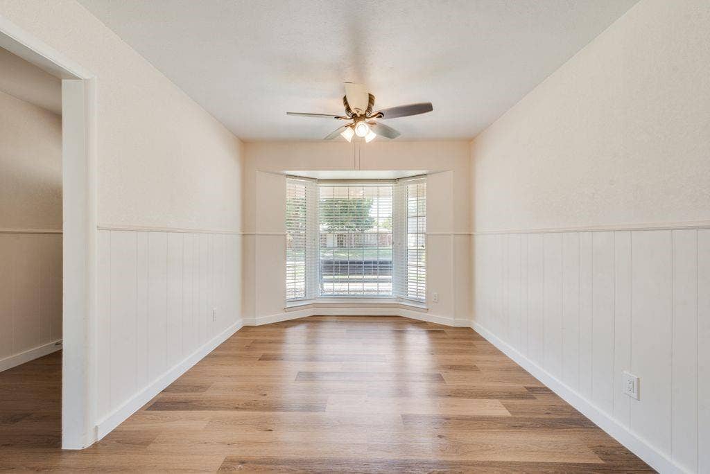2833 Linden Lea, Irving, TX 75061
