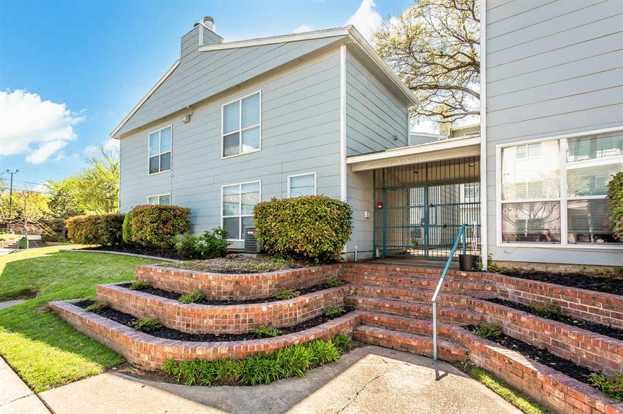 Property photo for 1901 N Fitzhugh Avenue, #8, Dallas, TX