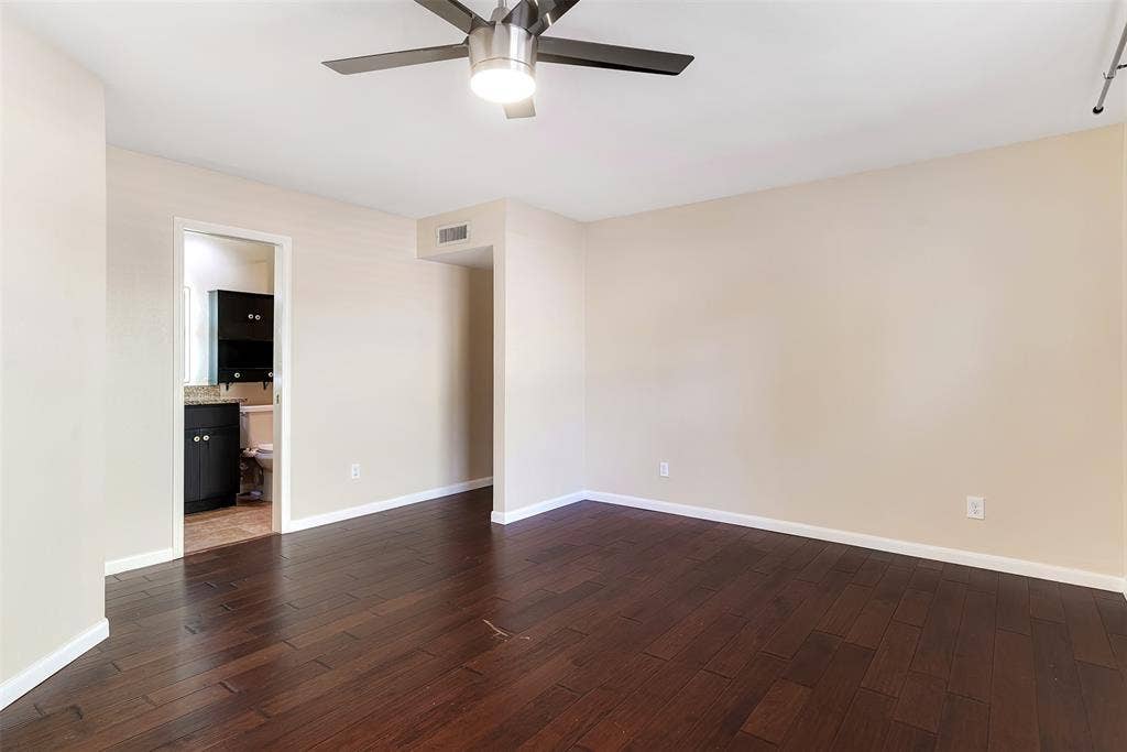 925 Lombardy Drive, Plano, TX 75023 925 Lombardy Drive, Plano, TX 75023