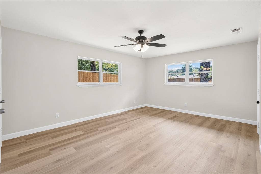 729 Surrey Circle, Grand Prairie, TX 75050 729 Surrey Circle, Grand Prairie, TX 75050