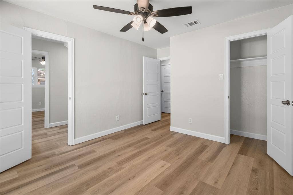 729 Surrey Circle, Grand Prairie, TX 75050 729 Surrey Circle, Grand Prairie, TX 75050