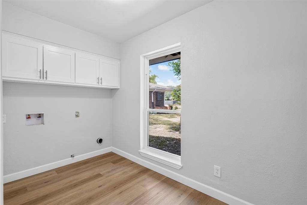 729 Surrey Circle, Grand Prairie, TX 75050 729 Surrey Circle, Grand Prairie, TX 75050