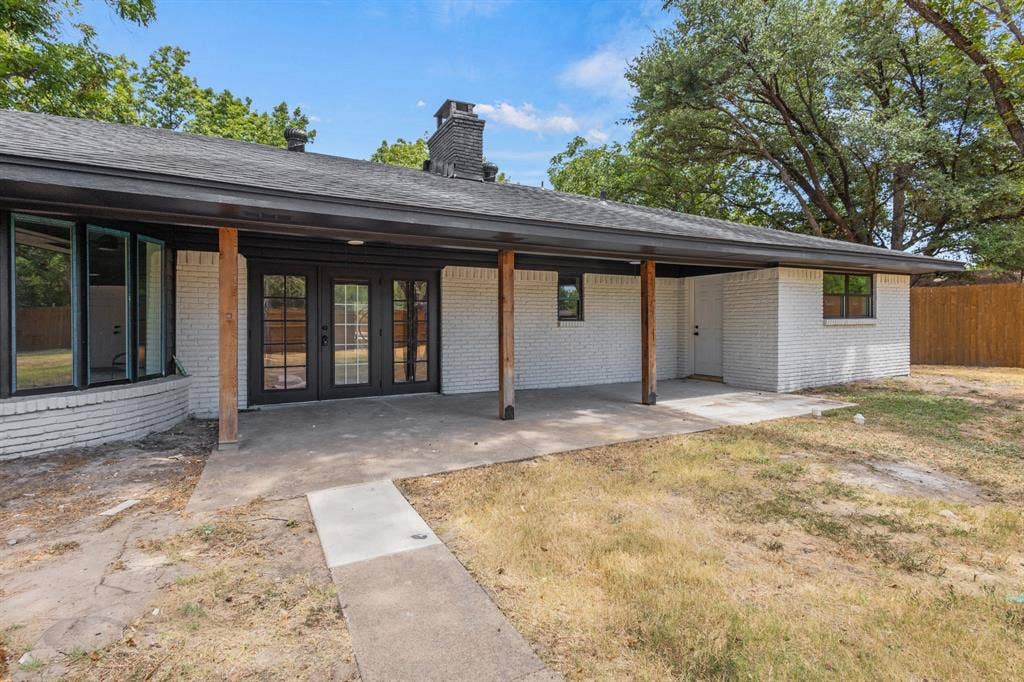 729 Surrey Circle, Grand Prairie, TX 75050 729 Surrey Circle, Grand Prairie, TX 75050