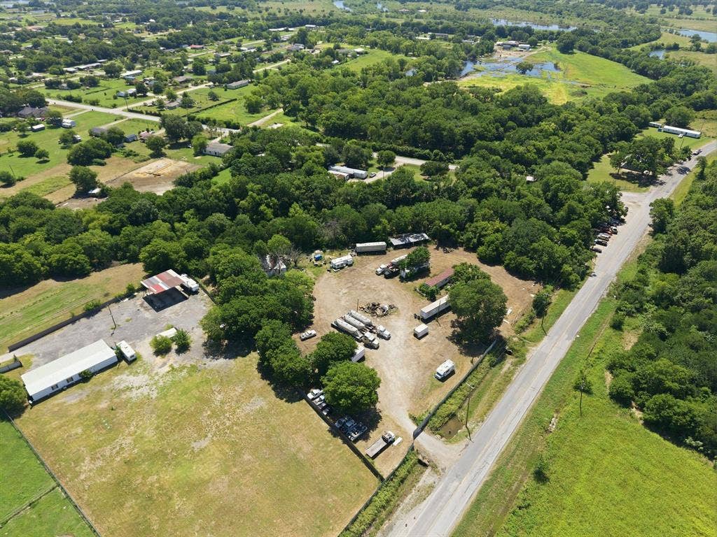 3212 Bilindsay Road, Combine, TX 75159 3212 Bilindsay Road, Combine, TX 75159