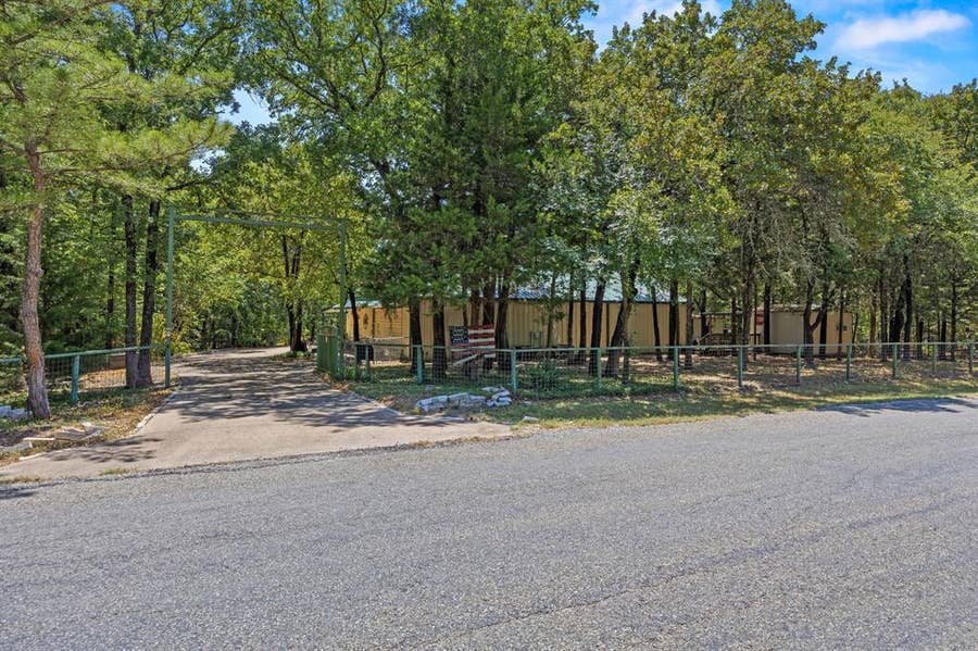 Property photo for 9621 County Road 2440, Royse City, TX