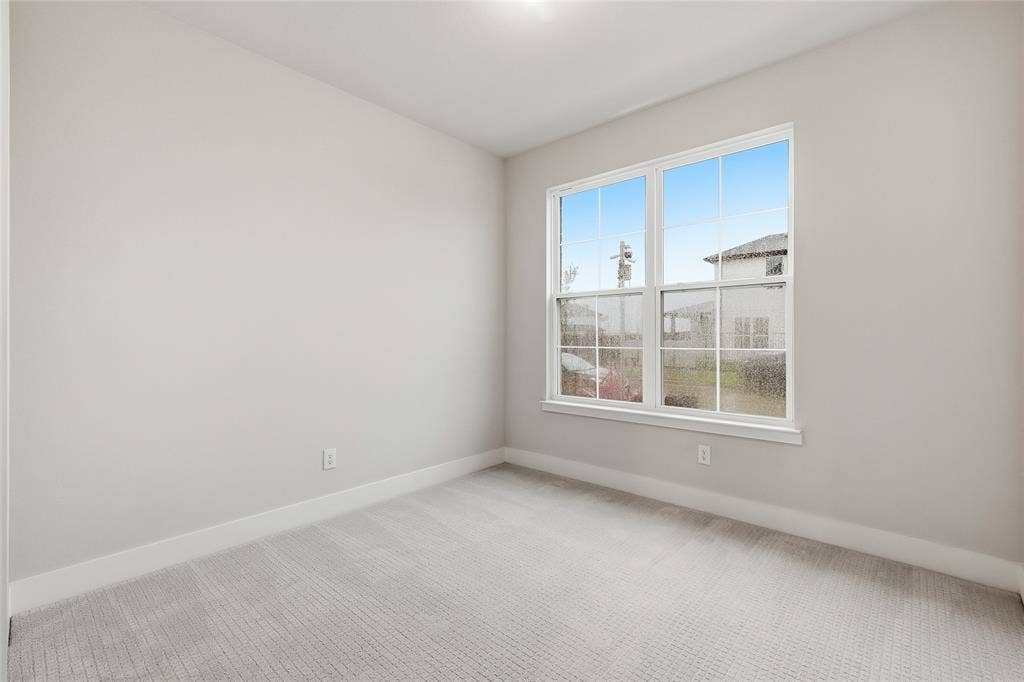7281 Confetti Lane, Frisco, TX 75033 Downstairs bedroom
