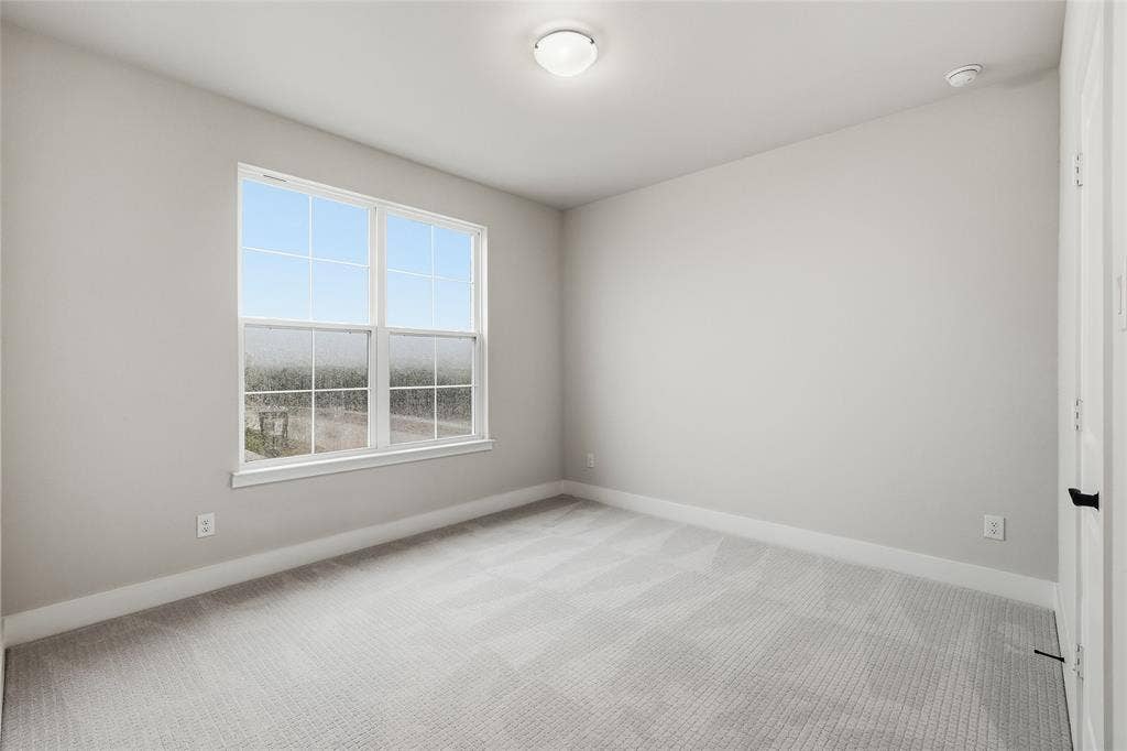 7281 Confetti Lane, Frisco, TX 75033 Upstairs bedroom 1
