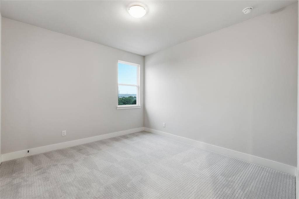 7281 Confetti Lane, Frisco, TX 75033 Upstairs bedroom 2