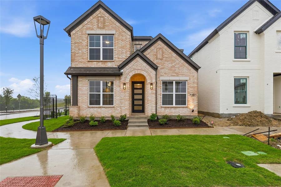 Property photo for 7281 Confetti Lane, Frisco, TX