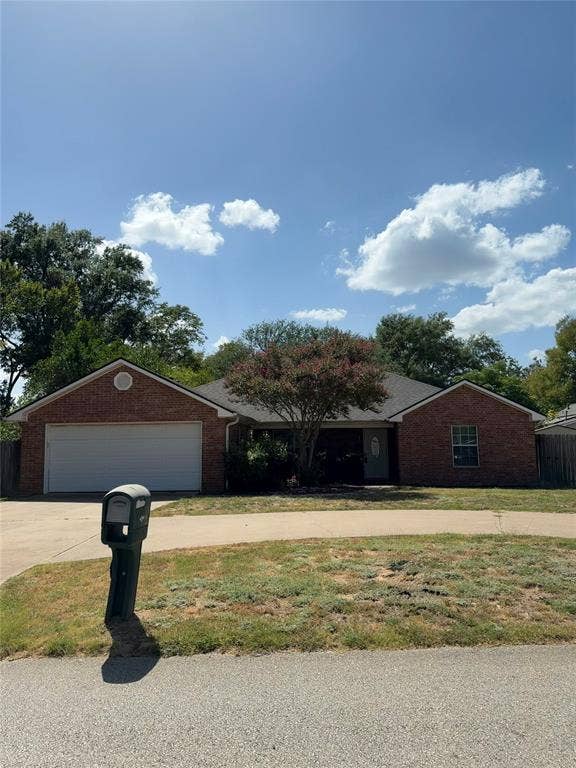 311 Baker Street, Lindale, TX 75771 311 Baker Street, Lindale, TX 75771