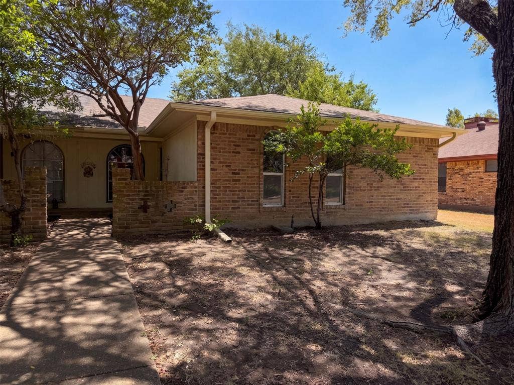 4824 Berridge Lane, Dallas, TX 75227 4824 Berridge Lane, Dallas, TX 75227