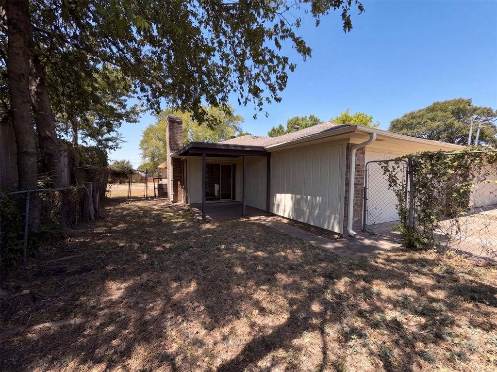 4824 Berridge Lane, Dallas, TX 75227 4824 Berridge Lane, Dallas, TX 75227