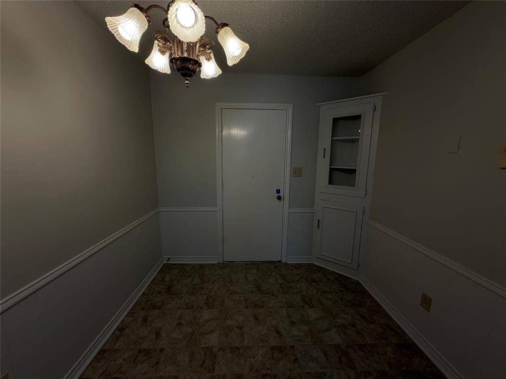 4824 Berridge Lane, Dallas, TX 75227 4824 Berridge Lane, Dallas, TX 75227