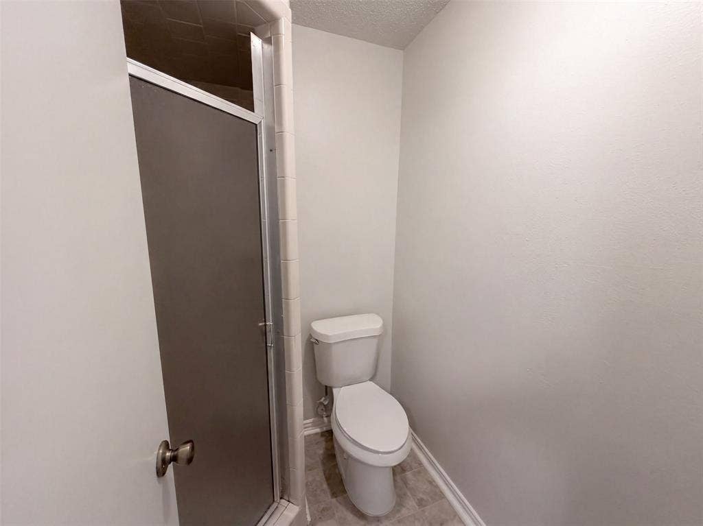 4824 Berridge Lane, Dallas, TX 75227 4824 Berridge Lane, Dallas, TX 75227