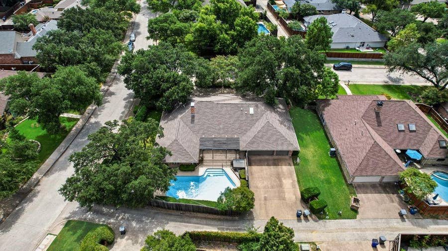 Property photo for 7719 Applecross Lane, Dallas, TX