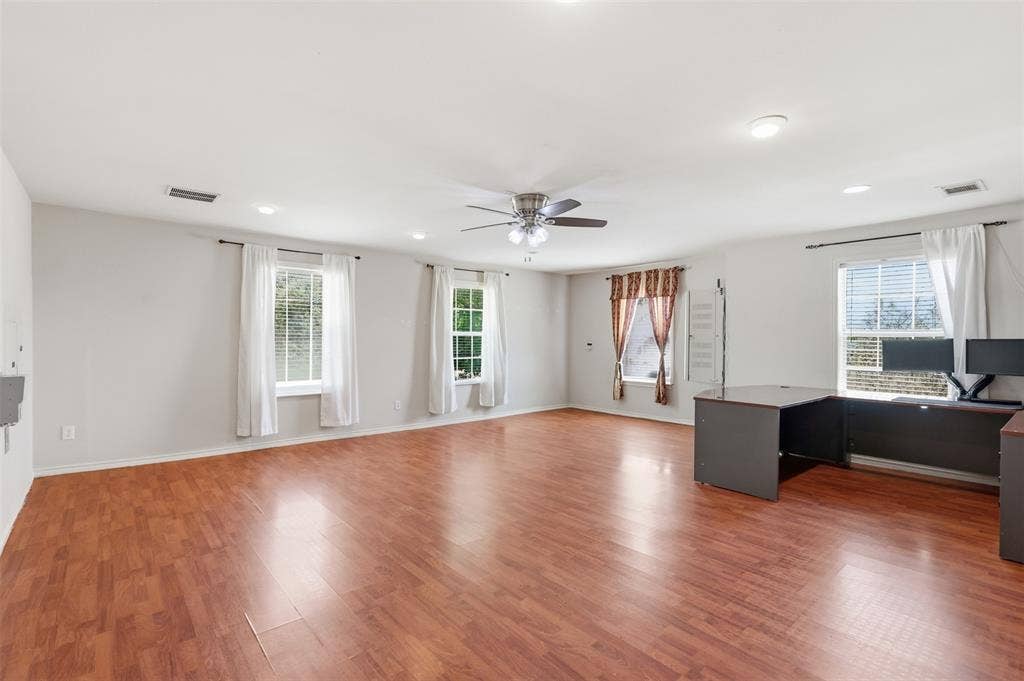 5642 County Road 597, Farmersville, TX 75442 Converted garage can be used as a play room, office, man cave or craft room!