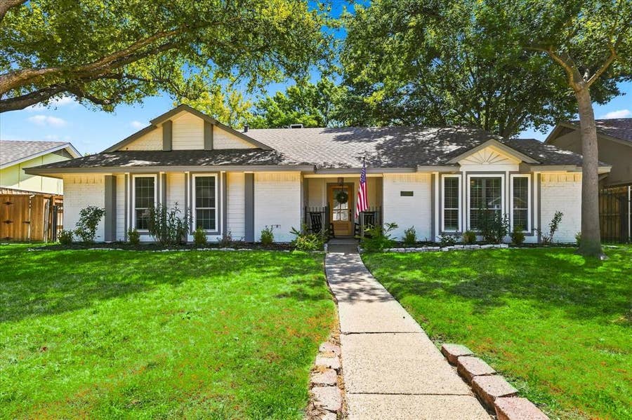 Property photo for 218 Creekside Lane, Coppell, TX