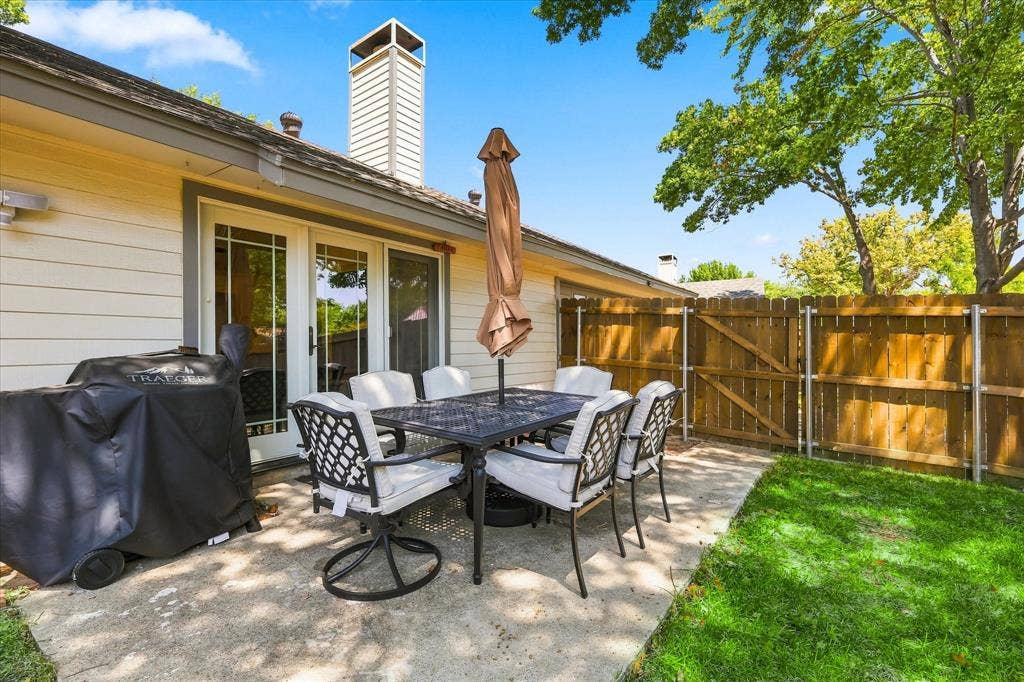 218 Creekside Lane, Coppell, TX 75019 218 Creekside Lane, Coppell, TX 75019