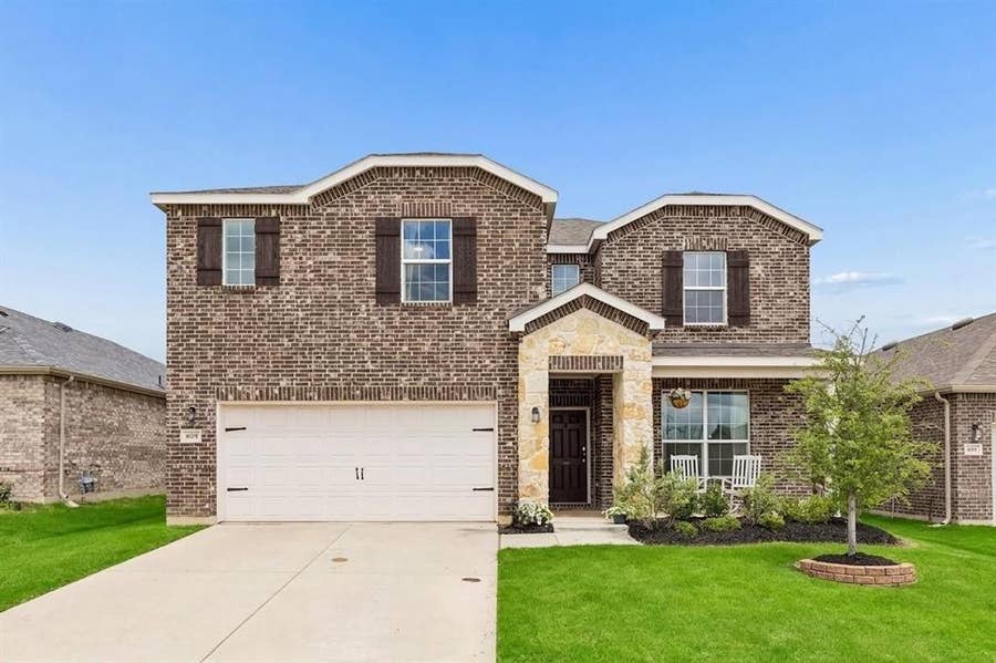 Property photo for 604 Goldenrod Lane, Princeton, TX