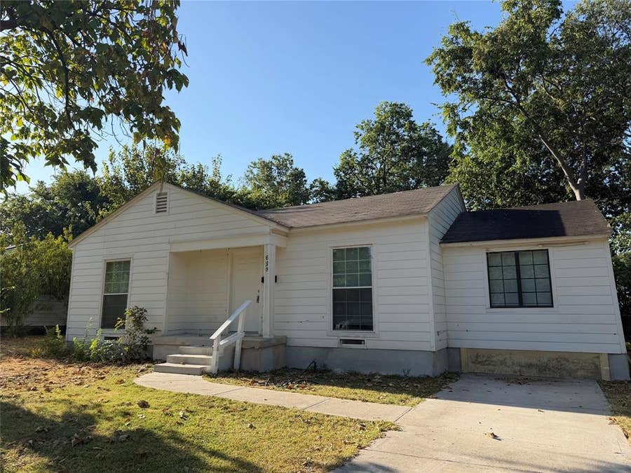 Property photo for 628 Cedar Drive, Garland, TX