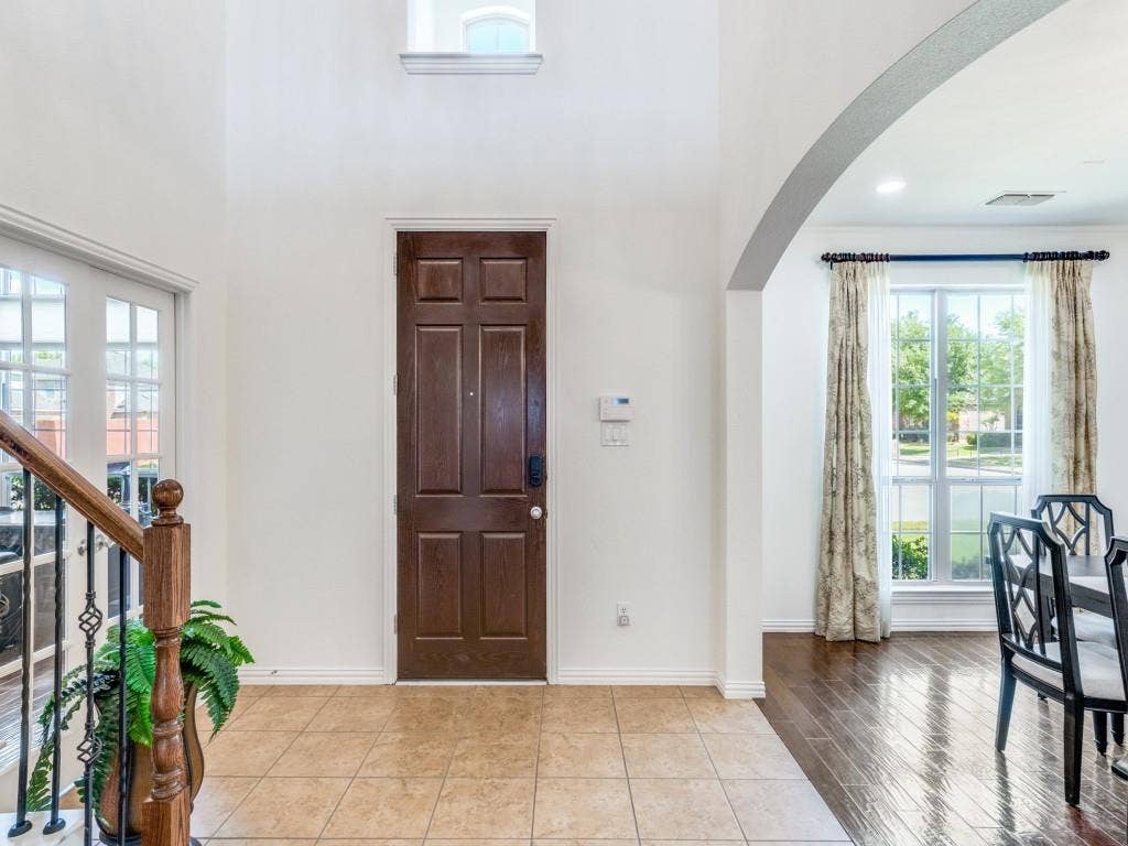 7110 Waterbury Drive, Rowlett, TX 75089 7110 Waterbury Drive, Rowlett, TX 75089