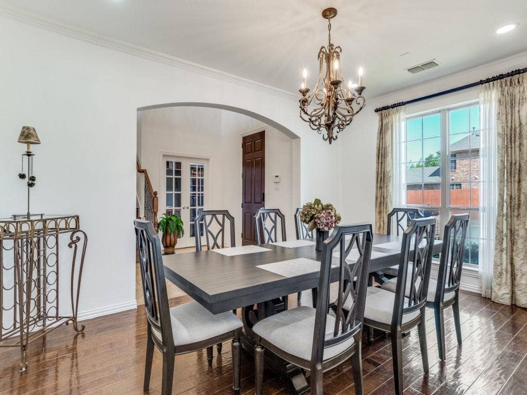 7110 Waterbury Drive, Rowlett, TX 75089 7110 Waterbury Drive, Rowlett, TX 75089