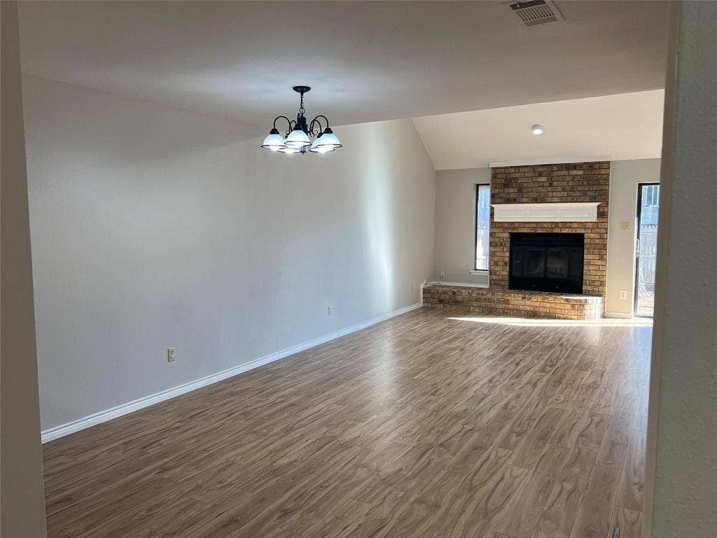 109 Wilshire Drive, Euless, TX 76040 109 Wilshire Drive, Euless, TX 76040