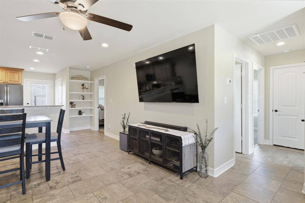 213 Freeman Street, Lindale, TX 75771 213 Freeman Street, Lindale, TX 75771
