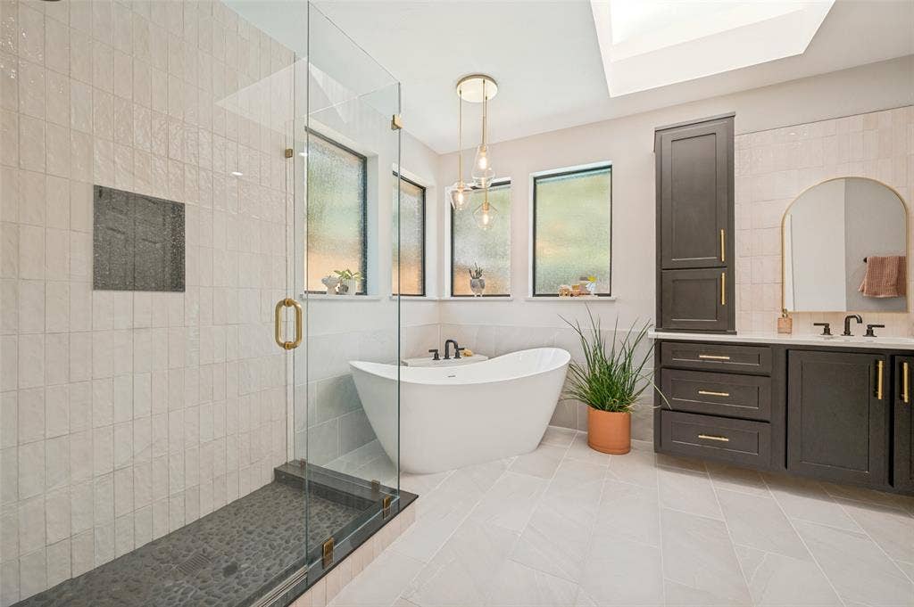 3916 Tumbril Lane, Plano, TX 75023 Completely remodeled Primary Bath in 2025