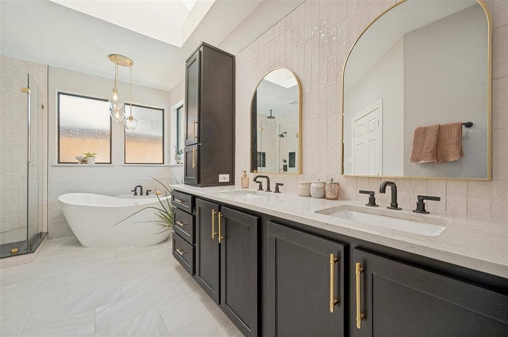 3916 Tumbril Lane, Plano, TX 75023 Completely remodeled Primary Bath in 2025