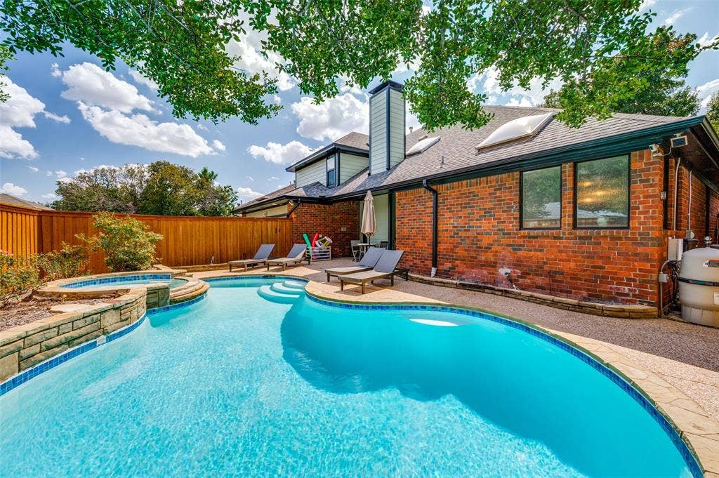 3916 Tumbril Lane, Plano, TX 75023 3916 Tumbril Lane, Plano, TX 75023
