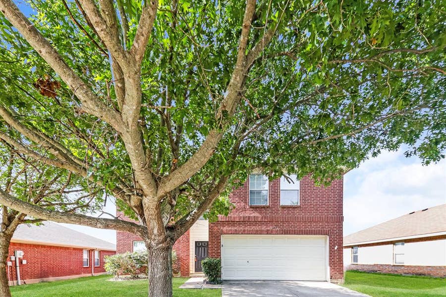 Property photo for 2809 Spencer Circle, Royse City, TX