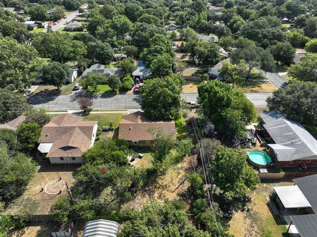 2012 Mountainview Drive, Waco, TX 76710 2012 Mountainview Drive, Waco, TX 76710
