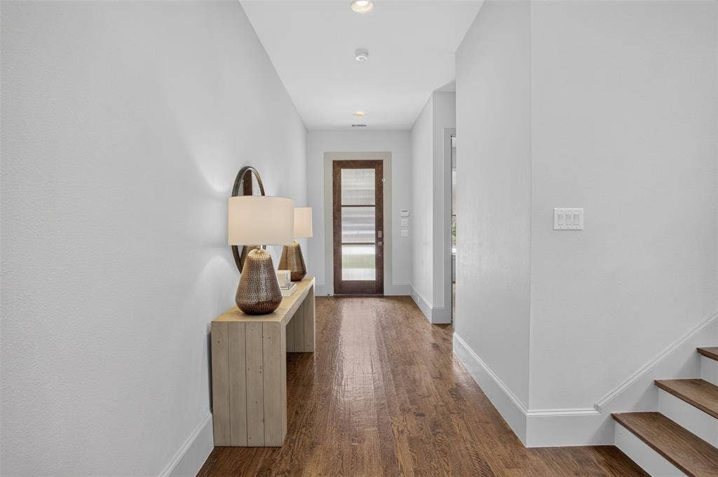 5328 Manett Street, Dallas, TX 75206 5328 Manett Street, Dallas, TX 75206