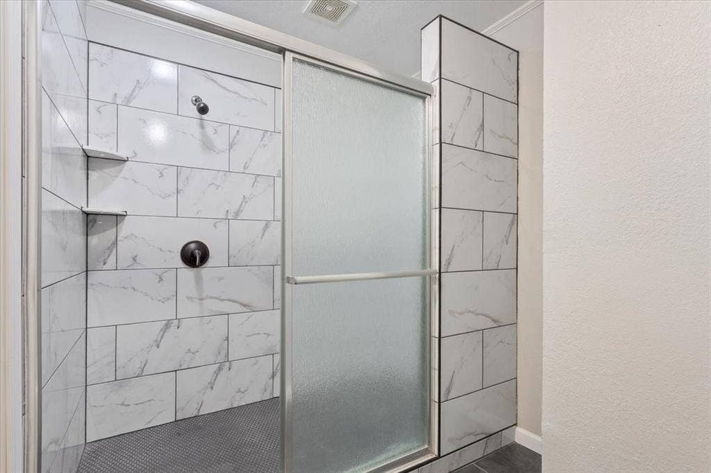 3400 Timbermill Road, Waco, TX 76710 2nd Bath Shower