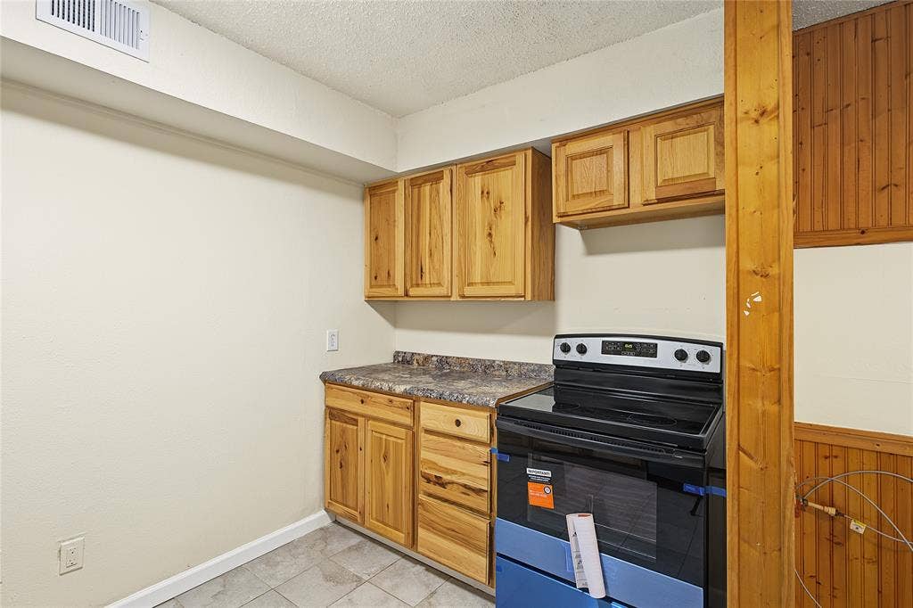 125 Allencrest Drive, White Settlement, TX 76108 125 Allencrest Drive, White Settlement, TX 76108