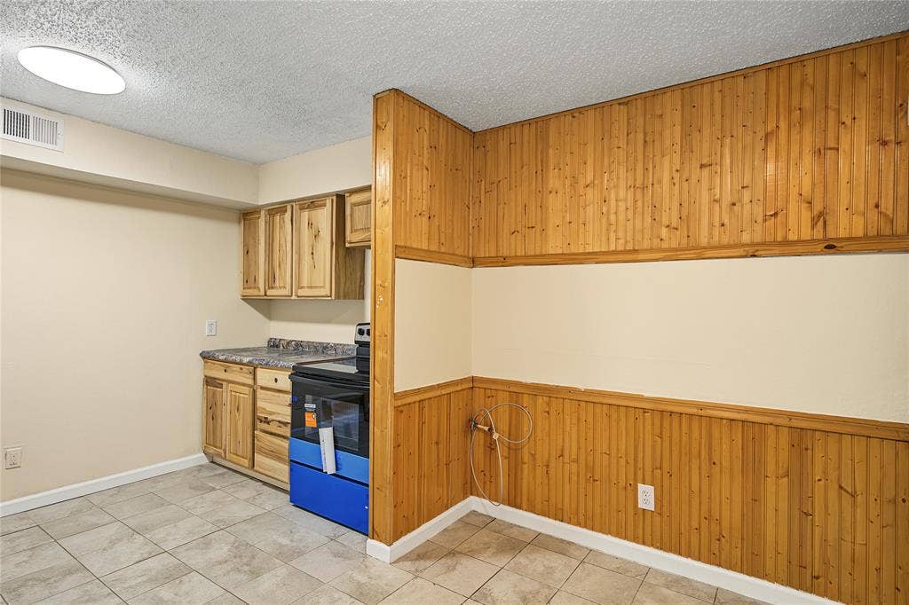 125 Allencrest Drive, White Settlement, TX 76108 125 Allencrest Drive, White Settlement, TX 76108