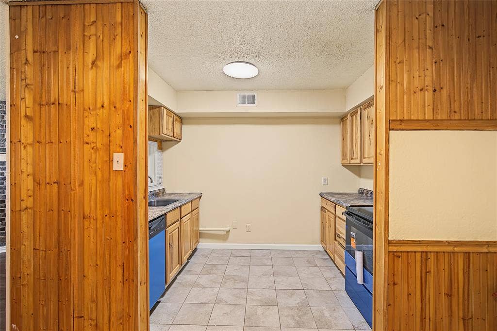 125 Allencrest Drive, White Settlement, TX 76108 125 Allencrest Drive, White Settlement, TX 76108
