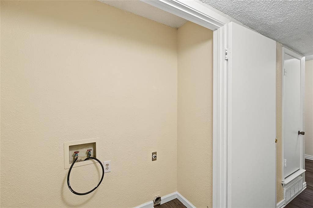 125 Allencrest Drive, White Settlement, TX 76108 125 Allencrest Drive, White Settlement, TX 76108