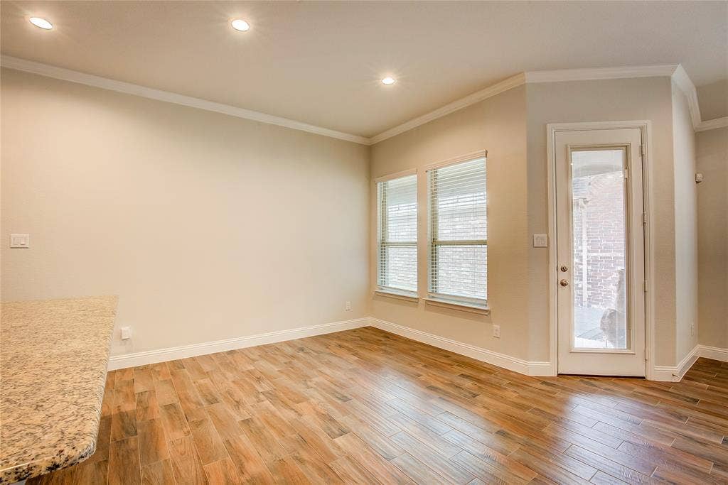 820 10th Street, Argyle, TX 76226